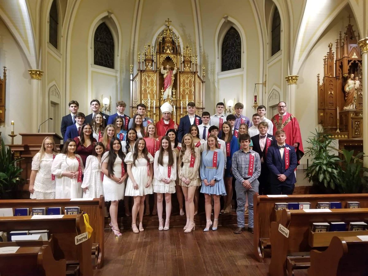 Congratulations to our Confirmation class of 2022!