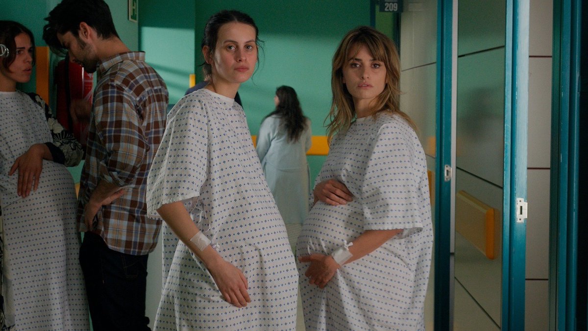 radiantcircus's tweet image. Our choice of this week&apos;s new releases:

PARALLEL MOTHERS (Pedro Almodóvar, 2021)

SOUTH: SIR ERNEST SHACKLETON’S GLORIOUS EPIC OF THE ANTARCTIC (Frank Hurley, 1919)

TAMING THE GARDEN (Salomé Jashi, 2021)

Find what&apos;s on in our #ScreenGuide for London:
radiantcircus.com/screen-guide-w…