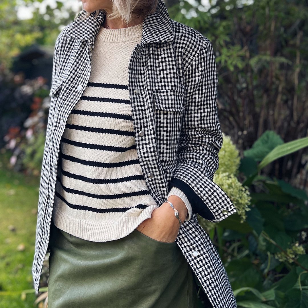 Our Blossom Eden collection is reminiscent of the depths of a botanical paradise, introducing a touch of boho chic sure to get your customers flocking in.
.
.
#BlossomEden #KitHeath #ImWearingKit #JewelleryCollection #SilverJewellery #silverjewelry #LoveSilver #LoveKitHeath