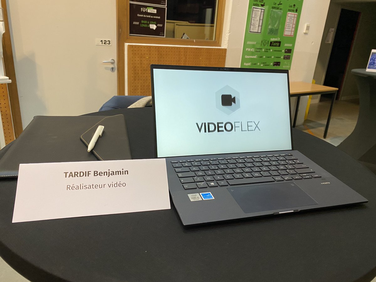 Present à la #nuitorientation organisée par <a href="/CCI49/">cci49</a> avec <a href="/video_flex/">VideoFlex</a> pour repondre aux questions des jeunes sur le métier ;)