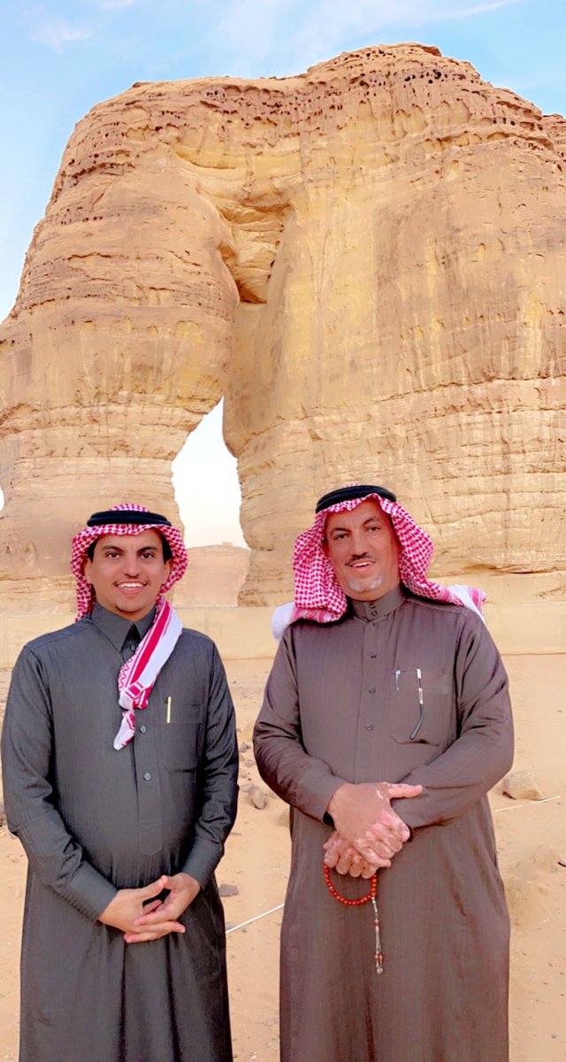 في زيارة سياحية لمحافظة العلا برفقة الابناء علي وعامر بمنتجع شادن - جبل الفيل ويحق لي أن أفتخر بهذه المعالم التاريخية والسياحية التي وهبه الله سبحانه لهذة البلاد 🇸🇦