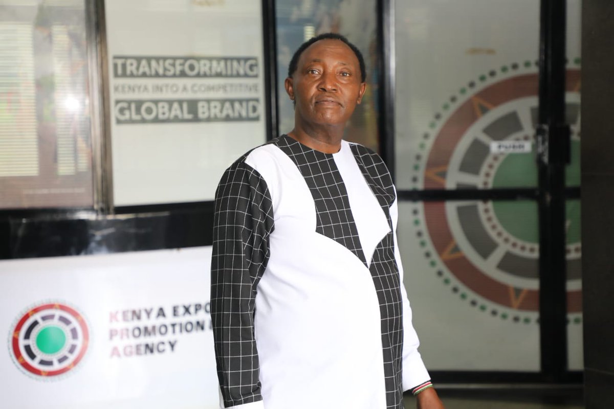 MakeItKenya's tweet photo. MADE IN KENYA FASHION FRIDAY
The @MakeItKenya  team donning their #MadeinKenya outfits for #FashionFriday as part of promoting the BUY KENYA BUILD KENYA Initiative. 
Tag us showing your #madeinkenya outfits. 
#ItsMadeinKenya #BuyKenyaBuildKenya #AuthenticallyKenyan https://t.co/WjWYcEK8dB