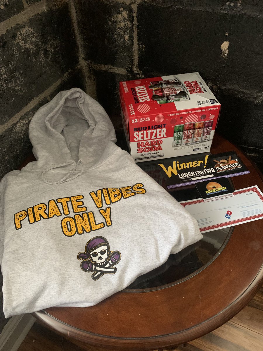 🚨GIVEAWAY ALERT🚨
RT this post &amp; FOLLOW <a href="/PR927FM/">Pirate Radio ☠️</a> for a chance to win the awesome #FreeBeerFriday prize package! 
#Stations4Winners 
#TheVoiceofthePirateNation 🏴‍☠️
