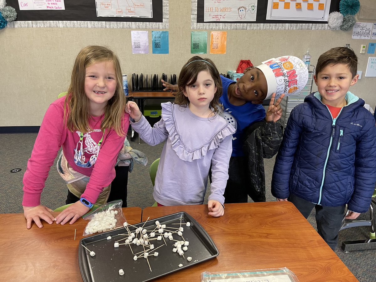 mrsngrayson's tweet photo. 100th day of school fun!!! @McClureMarshals https://t.co/r8zNF0hbAM