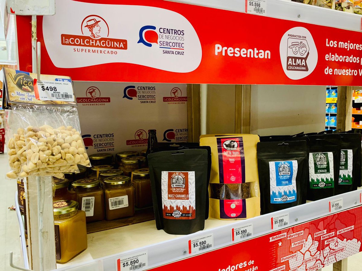 SERCOTECSexta's tweet photo. #SantaCruz: Director Regional @sebaosoriom  y Coordinador @CdnSanta Alejandro Rogers lo invitan a  visitar el supermercado “La Colchagüina”, que ofrece un espacio para que #emprendedores expongan y vendan sus productos, gracias a la gestión del Centro de Negocios. 

#ApoyaPyme https://t.co/hLwChegjBT