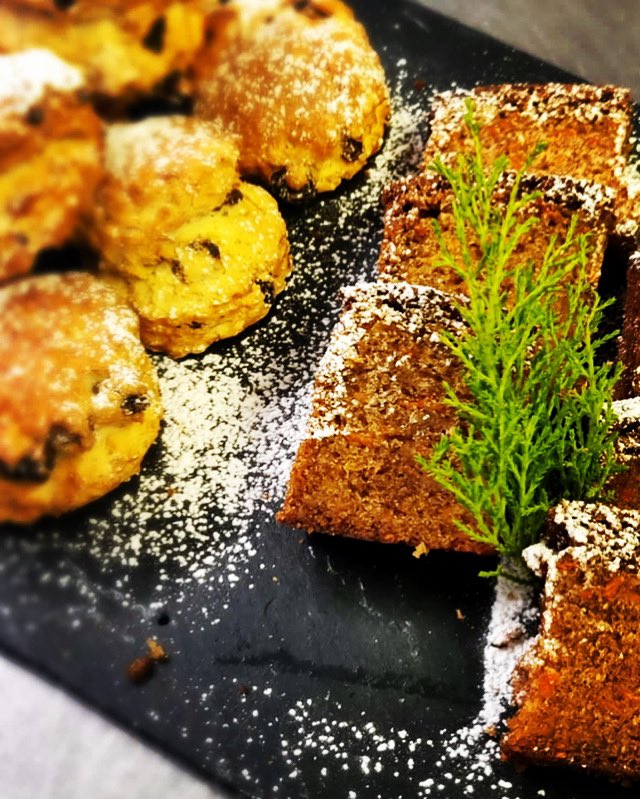 Friday means cake day! And we have all corners covered! Beautiful, homemade and delicious! 

#brilliantpeople 
#makingchildrenhappyandhealthy #beingbrilliant #havingfun #showingwecare #beingpartofthefamily #cake #friyay #weekendvibes #scone