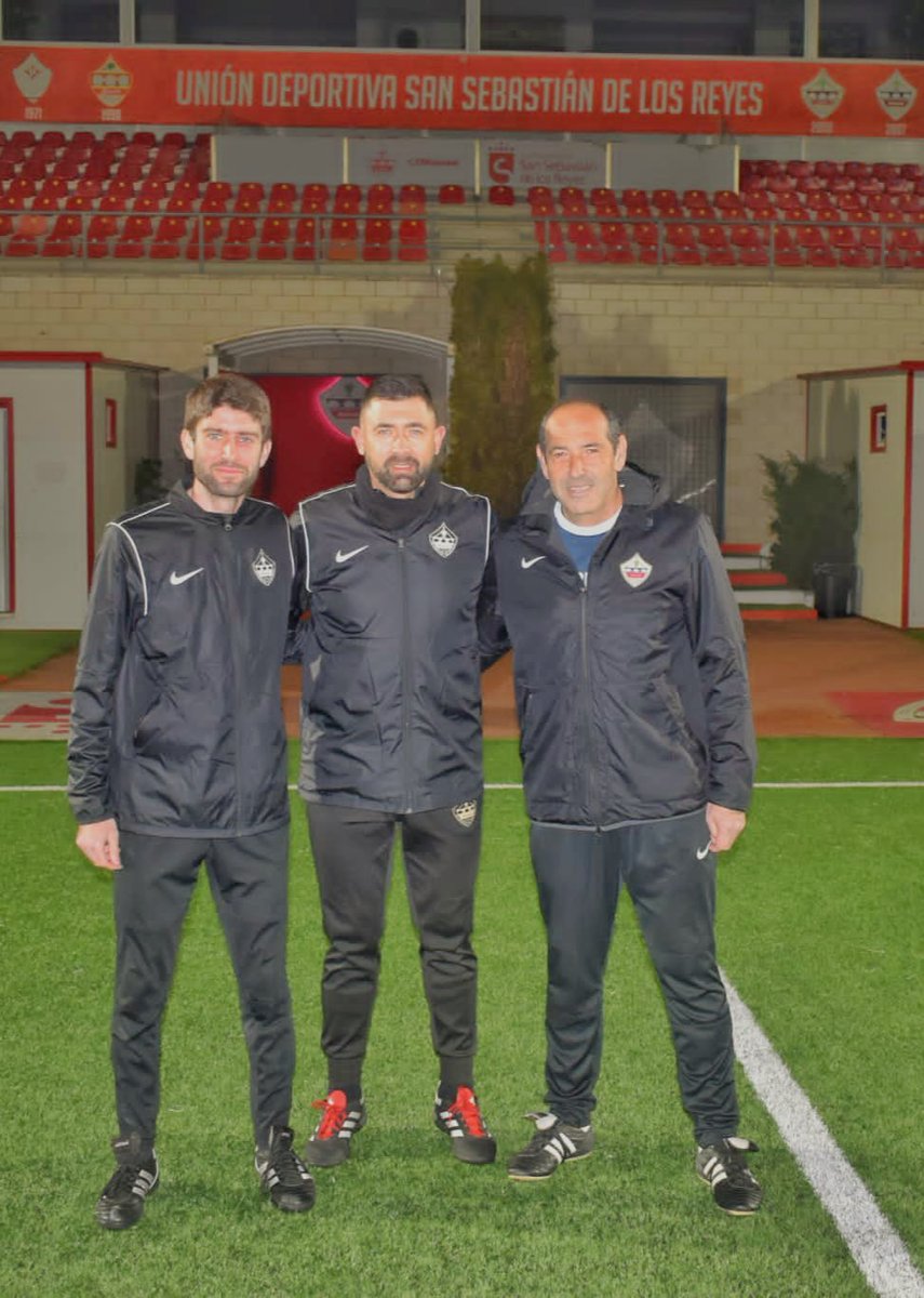 UDSanse's tweet photo. 🇵🇱 CANTERA|  Álex Baena, @Alex_baena7 nuevo entrenador del Juvenil A, con él estarán @luismisando
y @Manjon14 

➕Info: https://t.co/EmMGLqhdsF

#VamosSanse 
#Cantera https://t.co/ZpEz1gAYmd