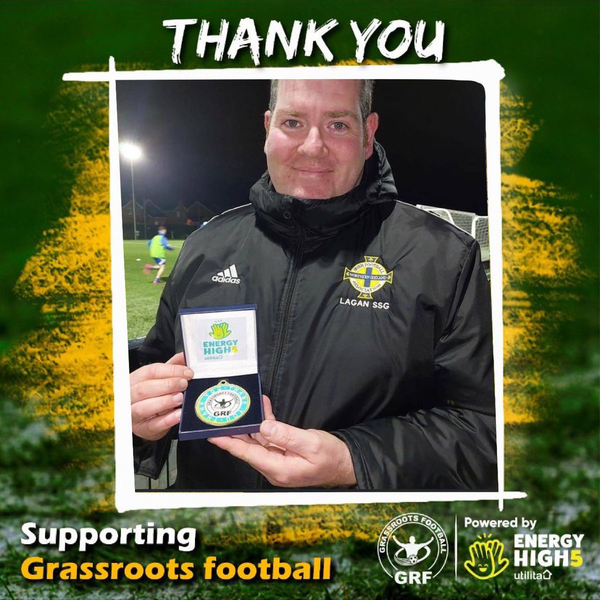 Teamgrassroots_'s tweet photo. #Shoutout to Ballymacash Rangers Youth Co-ordinator Gareth receiving his Grassroots UK Thank You medal powered by @UtilitaFootball 
Gareth was nominated for always being there &amp; encouraging fun &amp; development at the club. 
#Grassrootsfootball #JuniorFootball
#AdultFootball https://t.co/xa4DqmsKLy