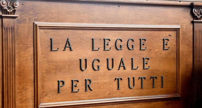«Il 50,5% dei processi di primo grado si conclude con l'assoluzione. Mi sembrano numeri sconvolgenti, degni della più grande attenzione. E invece si è preferito "manganellare" il giudizio d'appello...»
(Prof. Cristiana Valentini, intervistata da <a href="/ValeAngeStella/">Valentina Stella</a> su <a href="/ildubbionews/">Il Dubbio</a>)