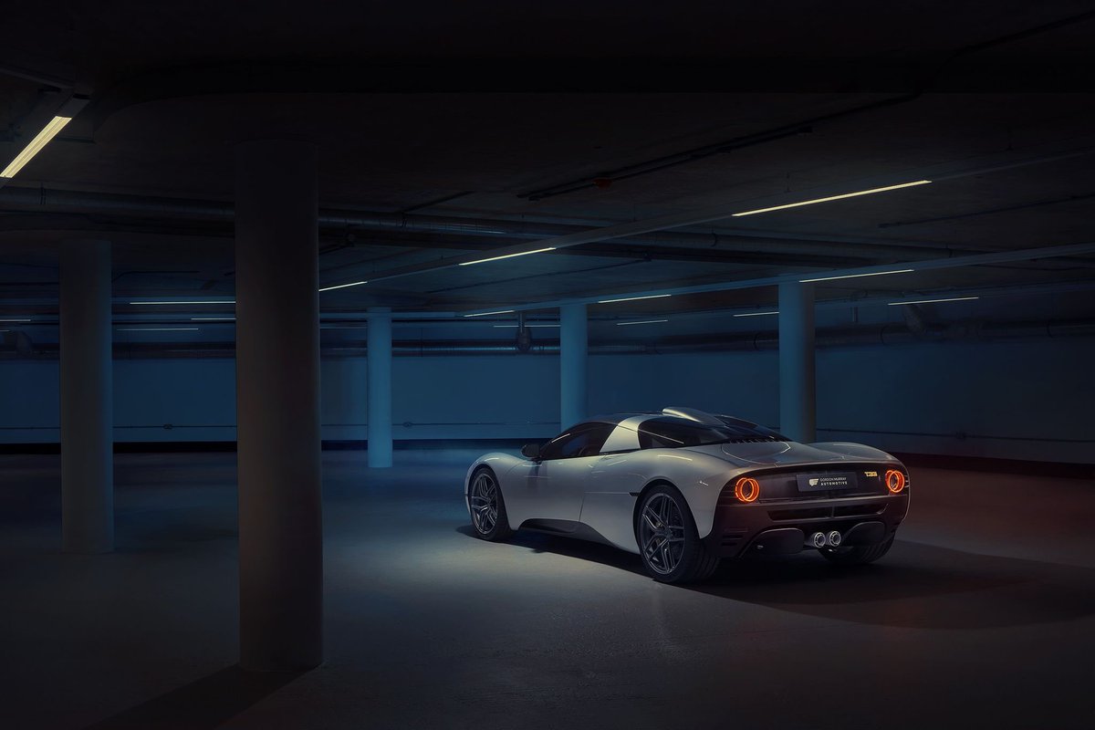 Q8Stig's tweet photo. .
اعلنت شركة GMA للمصمم و المهندس Gordon Murray عن سيارة جديدة بمسمى T.33 بعد اطلاقهم للسيارة العظيمة سابقاً T.50
T.33 على حد تعبيرهم اسهل للشراء من الT.50 التى كانت ب ٢.٥ مايون
هذه النسخة ب ١.٨٥ مليون دولار https://t.co/BYQMvypTTs