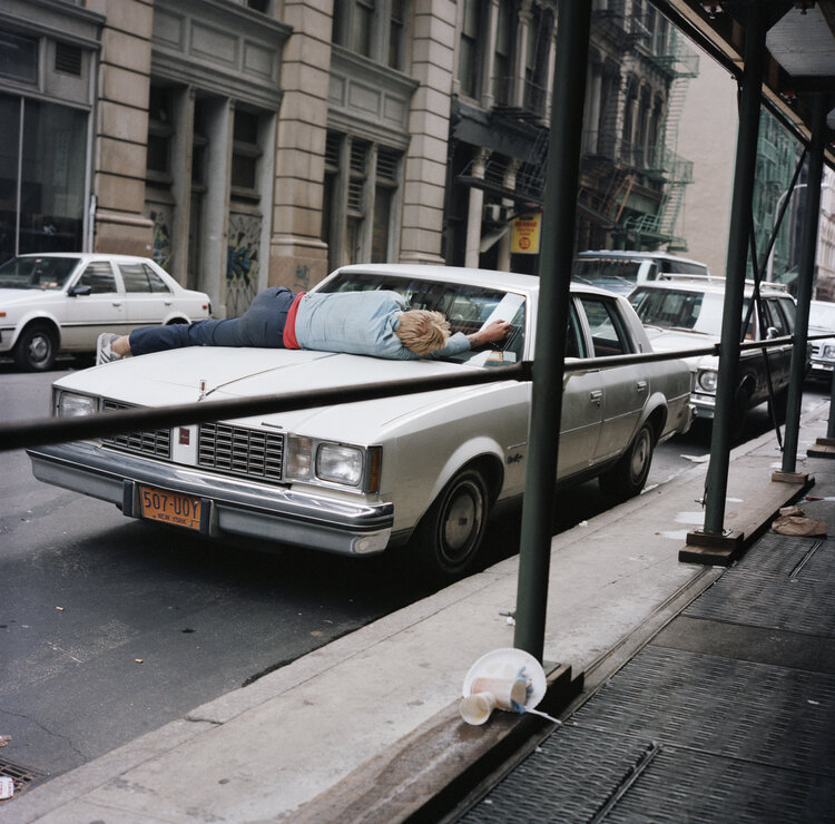 mixdevil66's tweet photo. #JanetDelaney "New York in the 80s" @EuqinomGallery, SF. The photographs act as split-second silent frames of her past, a past full of incidental moments that combined together to form a very personal record of a shared memory. https://t.co/0Uh5T48cia #photography https://t.co/Y6IuHtrYEb