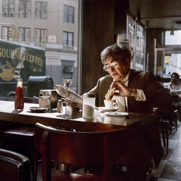mixdevil66's tweet photo. #JanetDelaney "New York in the 80s" @EuqinomGallery, SF. The photographs act as split-second silent frames of her past, a past full of incidental moments that combined together to form a very personal record of a shared memory. https://t.co/0Uh5T48cia #photography https://t.co/Y6IuHtrYEb