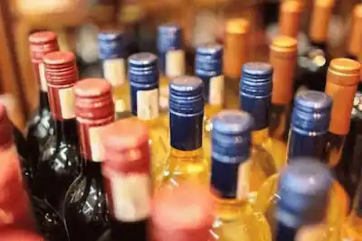 शेकडो संतांच्या पदस्पर्शाने पावन झालेल्या भूमीत सुपर मार्केट आणि किराणा दुकानात वाईन विक्रीचा करण्याचा निर्णय महाराष्ट्राच्या संस्कृतीला काळिमा फासणारा आहे.

मा. <a href="/CMOMaharashtra/">CMO Maharashtra</a>, हा समाजद्रोही आणि धर्मद्रोही निर्णय त्वरित मागे घ्या !