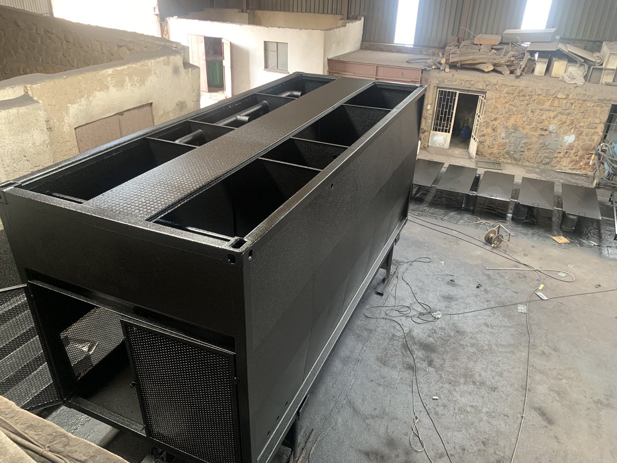 ChukuruLodge's tweet image. Tuff Guard - Water storage container Sandblasted and sprayed with Polyurethane fine rough coat 
#rubberizing #RustControl #waterproofing #polyurethane