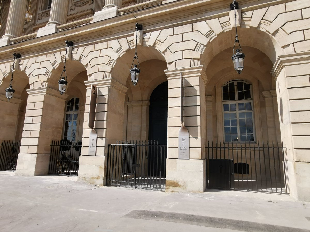 HÔTEL DE LA MARINE

Inauguré en juin 2021 après 5 années de travaux, l’Hôtel de la Marine est un joyau d’architecture qui orne la place de la Concorde depuis plus de 260 ans.

Plus de détails :
creze.fr/actualites/res…

#serrurier #ferronier #artisan