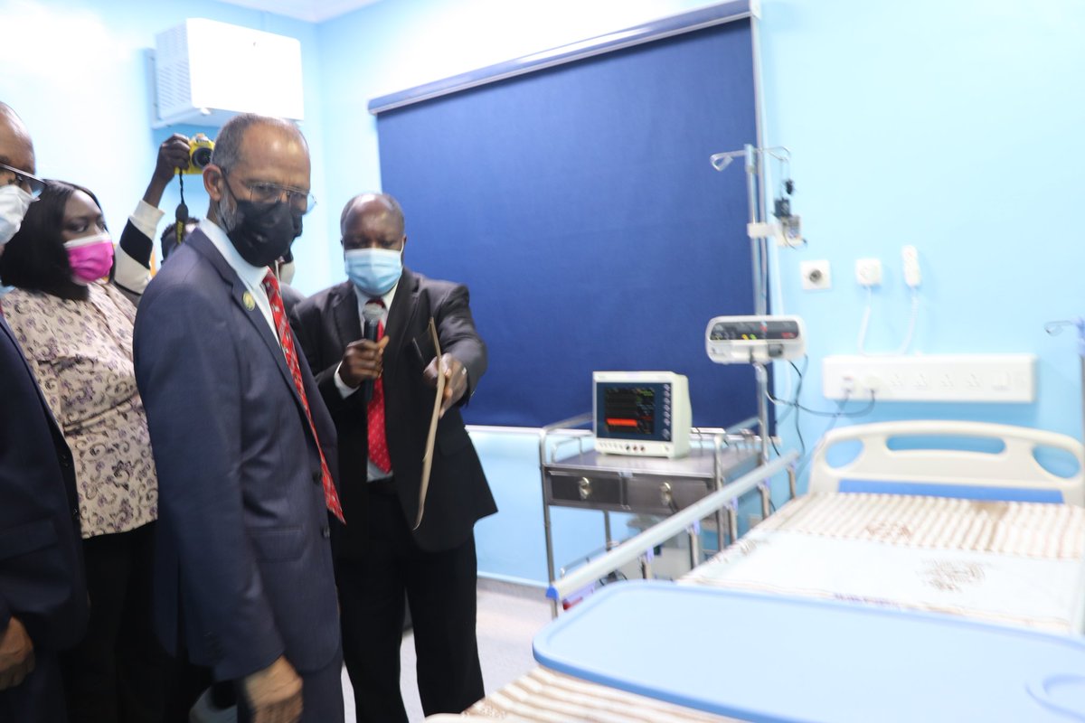 Yesterday, the Honourable Commissioner for Health, <a href="/ProfAkinAbayomi/">Prof. Akin Abayomi</a> represented the Governor of Lagos State, <a href="/jidesanwoolu/">Babajide Sanwo-Olu</a> at the commissioning of the Bone Marrow Transplant Centre at the Lagos University Teaching Hospital.

<a href="/followlasg/">The Lagos State Govt</a> @luthofficial <a href="/sicklecell_NG/">sicklecell nigeria</a>
<a href="/ACSCD_Conf/">African Congress On Sickle Cell Disease</a>