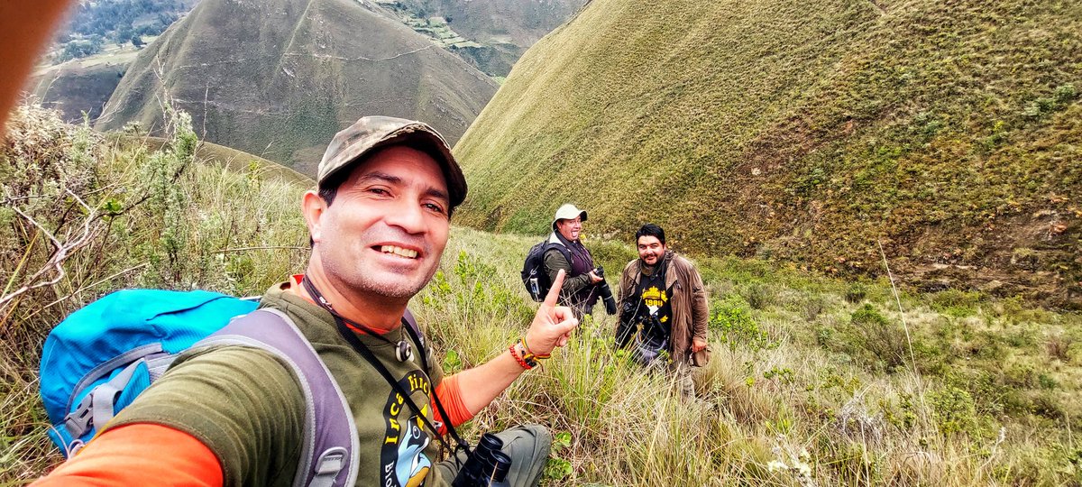 Raymijano's tweet photo. Allin punchaw yanasitacuna "Perú"

Es viernes, el cuerpo lo sabe, con Lito y Joho das, das llegamos a Sangal. 😎🇵🇪📸🦅📸🇵🇪😎

@manuelroncal @Johanse60844437 @IncaFinch @DirceturCaj @gob_reg @ConoceelPeru https://t.co/MRiS3BIHwg