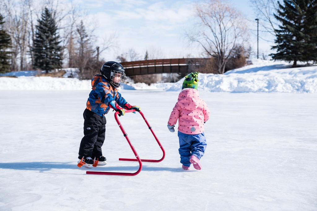 Check out our list of things to do this weekend!  
⛸️ Skating at <a href="/BowerPondsRec/">BowerPondsRecreation</a>
🏒 Watch a @<a href="/Rebelshockey/">Red Deer Rebels</a> game 
⁠🖼️ Visit the @RedDeerMuseum 

Check out the full list of weekend activities right here: visitreddeer.com/story/whats-ha… 

#explorereddeersbackyard