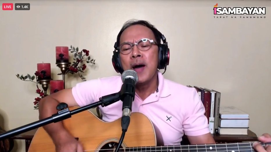 Ang bagong araw ay narito na.
Katotohanan ay mananaig!
Katarungan ay manunumbalik at magwawagi ang pagibig. @noelcabangon

Watch the live 1SAMBAYANihan concert now facebook.com/watch/live/?re… #LeniKiko2022 #LeniMatapang #LeniForPresident2022