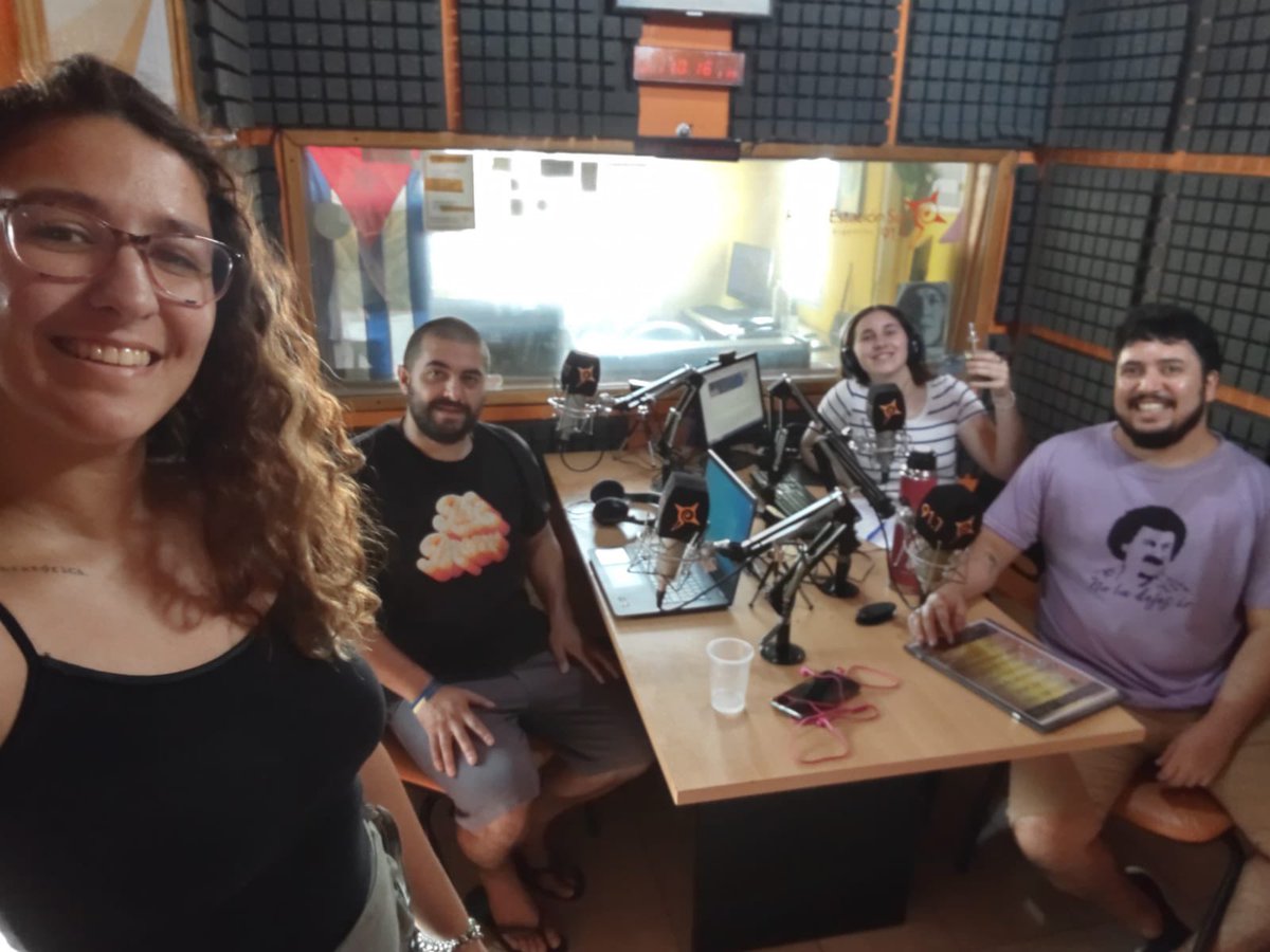 EstacionSur917's tweet photo. #BuenViernes ☀️ | Llega el fin de semana pero no sin antes refrescarte con toda la información 

➡️ #Barrefondo ⛱ por Estación sur 91.7 📻

🖥 https://t.co/aa2qzz9FrQ
📲 https://t.co/Dxnlye5Z2a https://t.co/CcsbdfKPrU