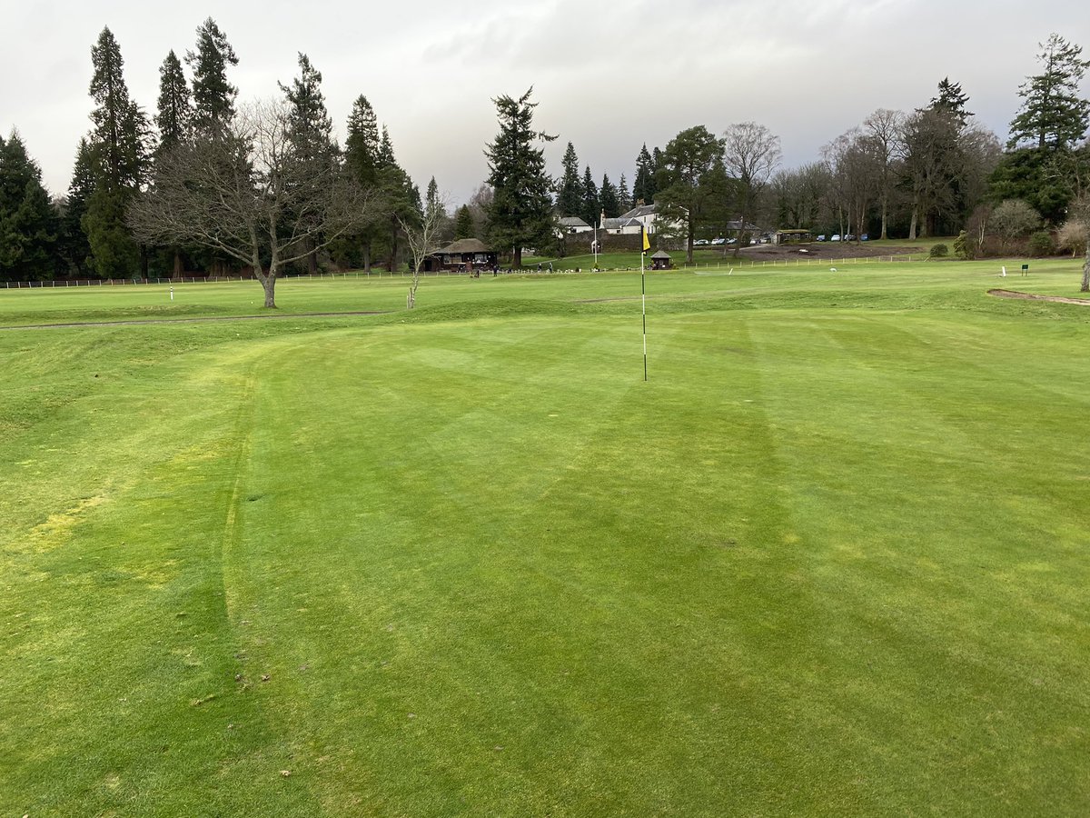 Cut and roll this morning for the greens 👌🏻 have a good Friday and weekend out on the course 🏌🏻‍♂️

Please remember to repair pitch marks and keep trolleys off the tees.
