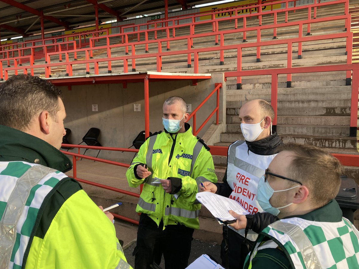 Robert Flute tweet media