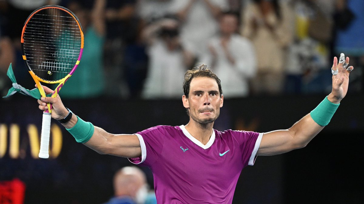 2010MisterChip's tweet photo. Más años entre su primera y última final de Grand Slam:

17 RAFA NADAL (2005-2022)
16 Roger Federer (2003-2019)
15 Andre Agassi (1990-2005)
14 Novak Djokovic (2007-2021)
12 Pete Sampras (1990-2002)

Pensabas que el primero sería otro, verdad? 17 años jugando tenis NIVEL ÉLITE. https://t.co/7Cx9GpwLpN