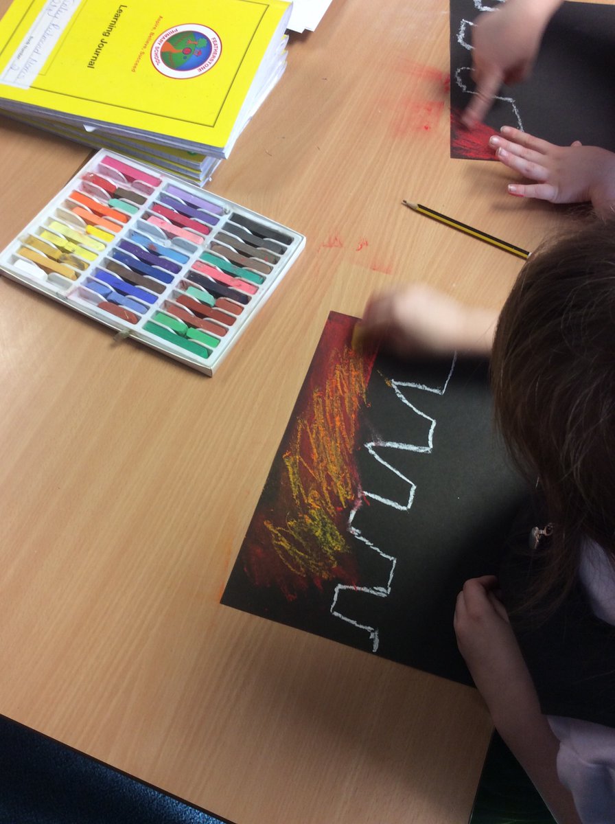 FeatherstoneYR2's tweet photo. In Art we have been using techniques of Jan Griffier using oil pastels and chalk. https://t.co/q2j2CE1lfw