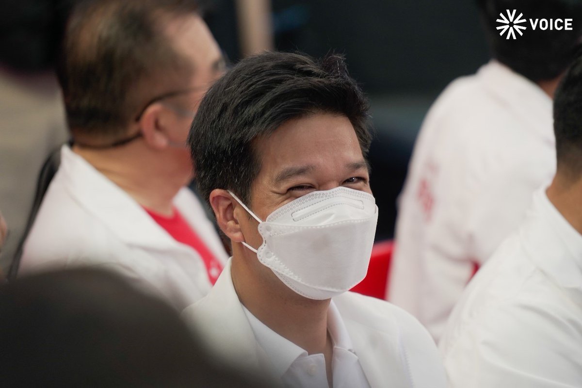 VoiceTVOfficial's tweet photo. #เพื่อไทย จัดปราศรัยใหญ่โค้งสุดท้าย #สุรชาติเทียนทอง
สวนสาธารณะเคหะทุ่งสองห้อง ภายใต้หัวข้อ "เลือกเพื่อไทย : เพื่อศักดิ์ศรี เพื่อประชาธิปไตย เพื่อเงินในกระเป๋าพี่น้องประชาชน" ย้ำเลือกสุรชาติให้ขาด

#ธีรรัตน์สําเร็จวาณิชย์ #จิราพรสินธุไพร 

#VoiceOnline https://t.co/ik18R1FnXK