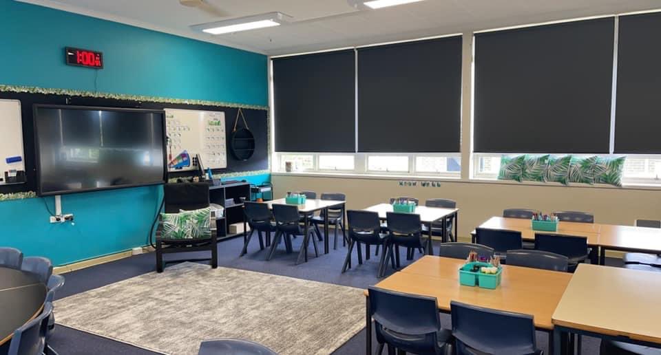 Billy_Eliaali's tweet photo. All the hard work setting up a tropical theme classroom has paid off 🌿🍁🍂 https://t.co/njADR1BTB8