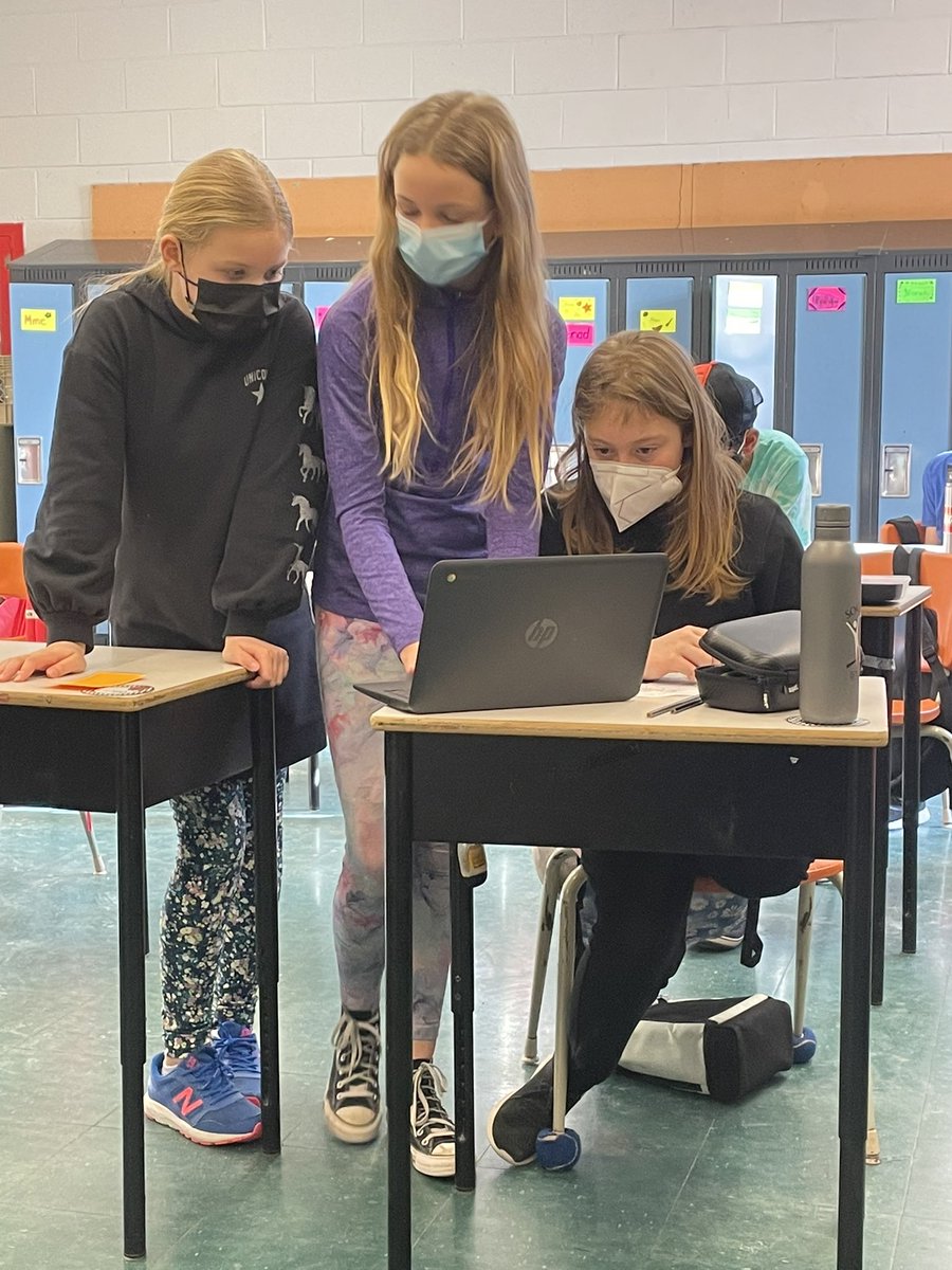 mmechubb's tweet photo. Working away on our winter comic strips! Can’t wait to see what my friends come up with! ☃️❄️ https://t.co/U83PoHYnzO