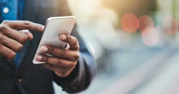 RankMagic's tweet image. Why Your Sales Team SHOULD NOT be Texting Clients - New Jersey- While texting may be quick and easy, here are reasons why your Sales Team SHOULD NOT use their personal phones to text with clients... #ITconsulting #textingclients #quickcommunication 
buff.ly/3rX26nl