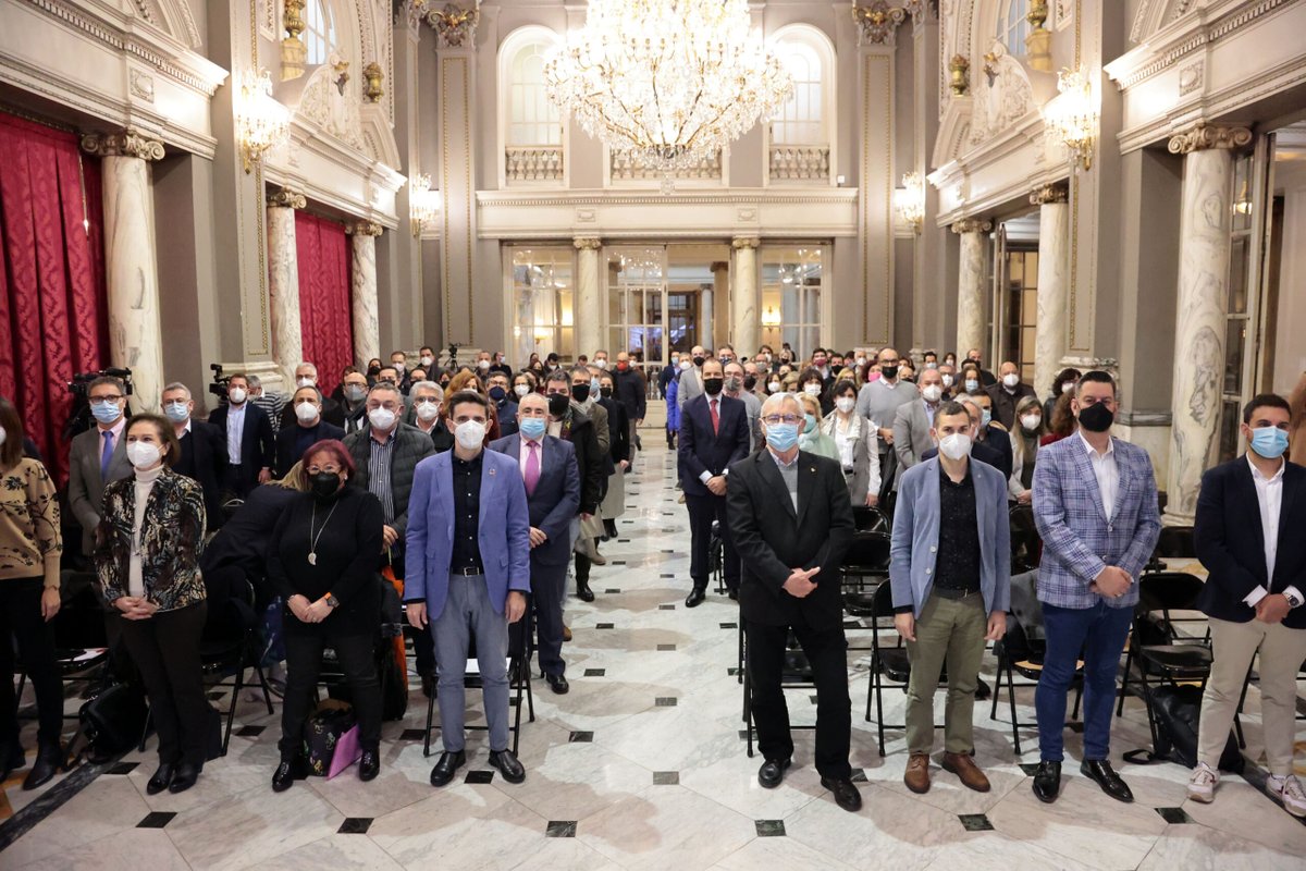 València Innovation Capital (@vlcinnovation) on Twitter photo #MissióClimàticaValència2030🎯Last Monday public, private, university and civil society organisations pledged to work together to make #València a climate-neutral city by 2030 in an event attended by the manager of the European Climate Mission, <a href="/BaldwinMatthew_/">Matthew BALDWIN</a>
#EUmissions #MissióClimàticaValència2030🎯Last Monday public, private, university and civil society organisations pledged to work together to make #València a climate-neutral city by 2030 in an event attended by the manager of the European Climate Mission, <a href="/BaldwinMatthew_/">Matthew BALDWIN</a>
#EUmissions