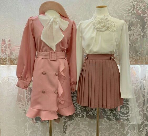 hourlydresses's tweet photo. https://t.co/wSPe6FUOhh