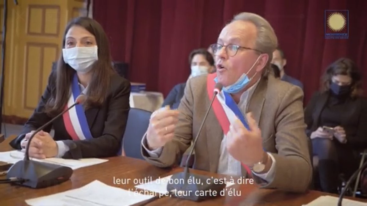 👏👏Magnifique 1ere séance plénière !! Bravo à tous les élus du conseil municipal des enfants de <a href="/Montrouge92/">Ville de Montrouge</a> 
#Montrouge #democratie 
👇 
m.youtube.com/watch?v=qVWaaZ…