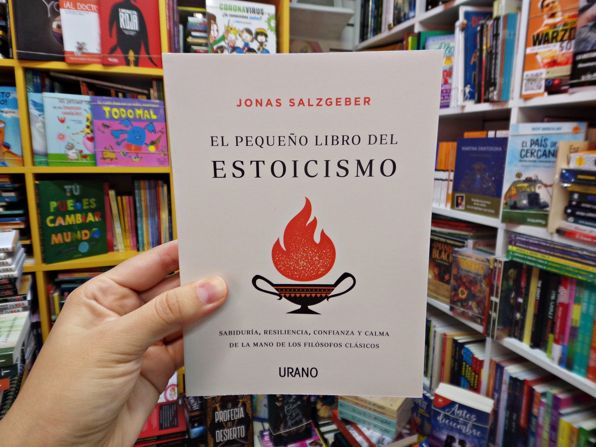 El pequeño libro del estoicismo: Sabiduría, resiliencia, confianza