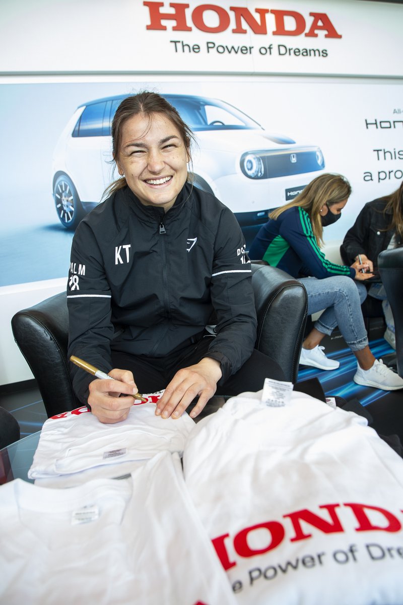 Universal Honda Ireland tweet media