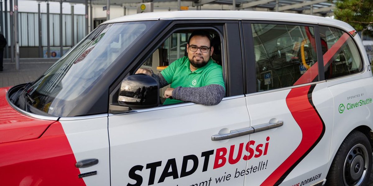 CleverShuttle's tweet photo. Der #OnDemand-Service #STADTBUSsi unseres Partners SDG bringt seit knapp einem Monat Dormagener:innen flexibel von A nach B. 💨 Wir freuen uns, das neue Angebot gemeinsam mit @ioki_mobility und #dbregiobusnrw umzusetzen! #starkestraße
@stadtdormagen @ErikLierenfeld @LEVC_Germany https://t.co/Z8SqmCK7Py