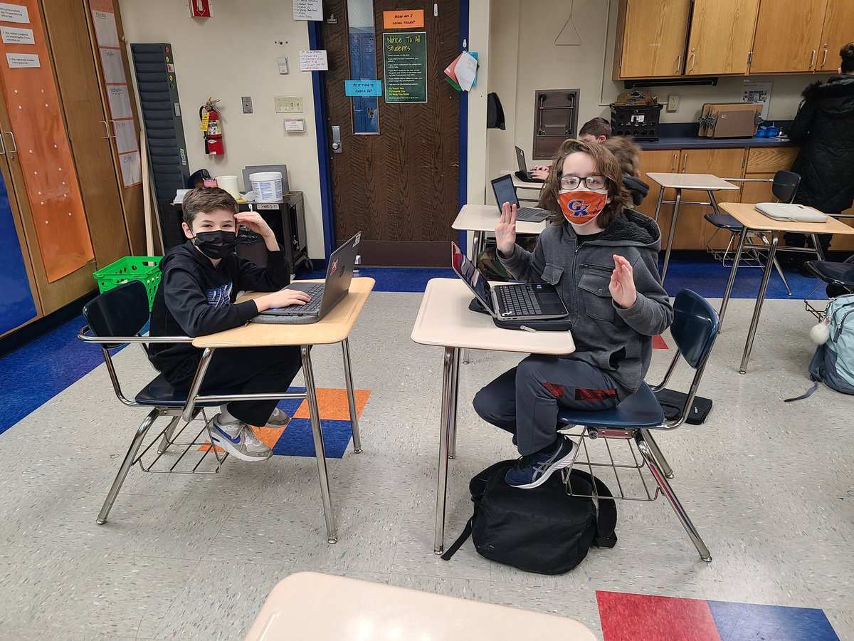 GK_Perry's tweet photo. 6th grade GKMS Students are collaborating in small groups as we review how rocks are transformed through the rock cycle processes!  #gkcogs https://t.co/ZTMwQA2Q8d