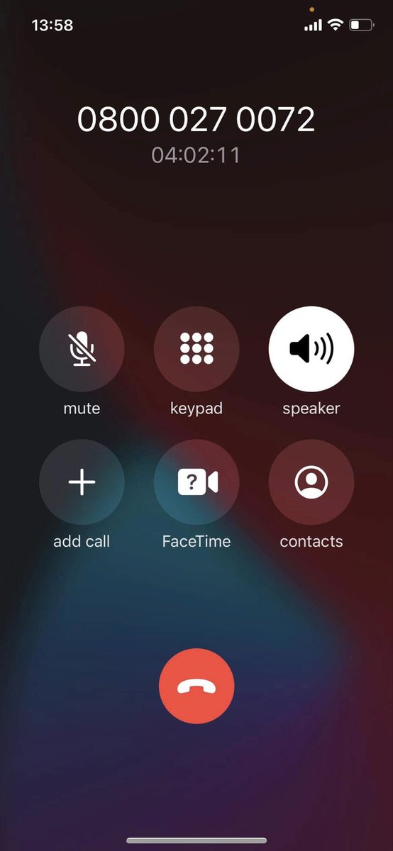 Nad1yah_x's tweet photo. @ScottishPower 4 hours on the phone, does anyone actually work in your call centres? https://t.co/NQhvAV8xWV