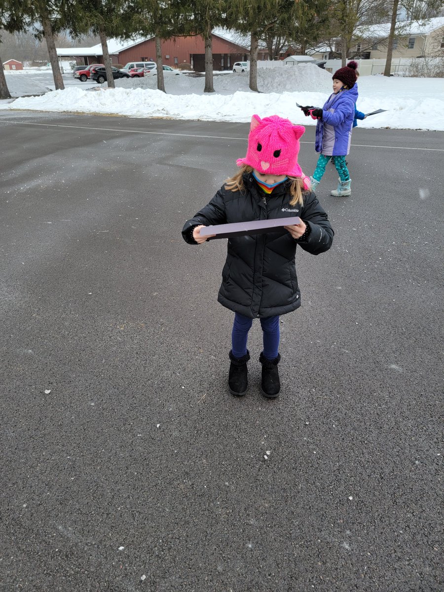 KelSchrage's tweet photo. EARLY Friday Fun @8:30am! Finally warm enough for us to go outside for bit. Beating the temp drop expected later today. Snow investigation! https://t.co/CbDWEMlCTc