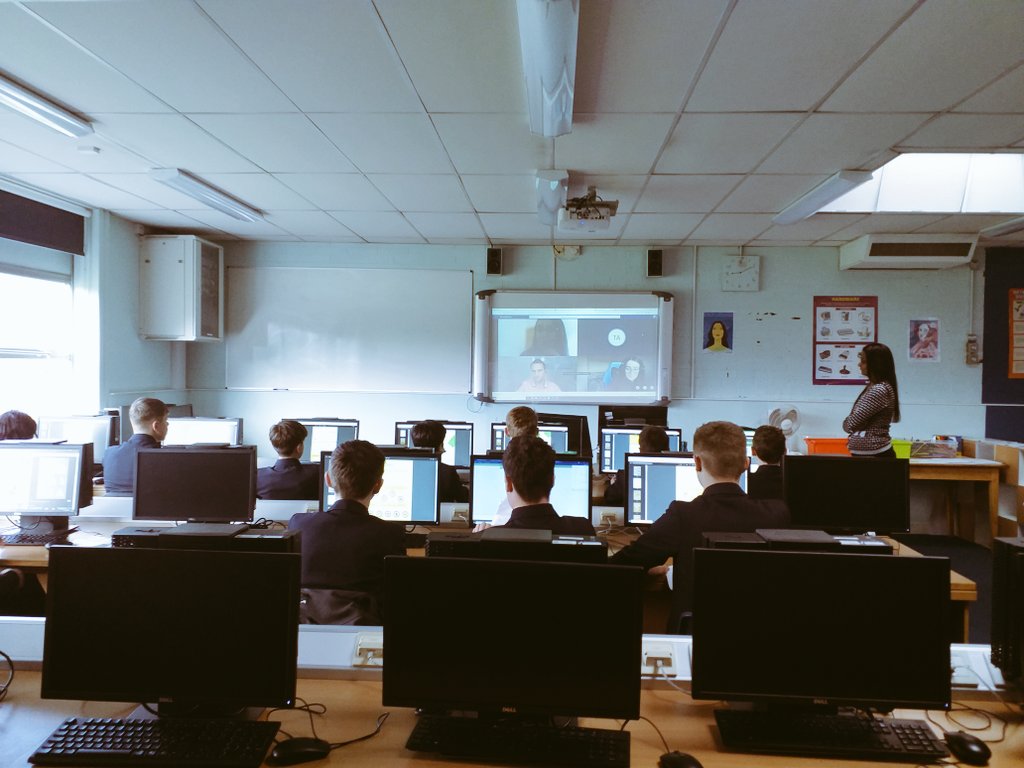 BHCSDigitalTech's tweet image. Another FANTASTIC week in the @BHCSDigitalTech faculty. #Computerscience #Business #MediaStudies #careers @BrightonHillSch . We have piloted complete transition onto @MicrosoftTeams and use of #classnotebook for T&amp;amp;L and assessments . Students engaged ready to problem solve!