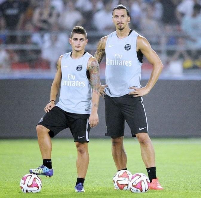 foot11com's tweet image. Ibrahimovic: "Au PSG, tout le monde parle de Mbappé, Neymar ou Messi, mais Verratti est celui qui donne le contrôle du jeu, il garde la balle, ne perd jamais un ballon, n'a pas peur de dribbler. Il contrôle le milieu de terrain de cette équipe. Le Zlatan italien est Verratti." 🇮🇹