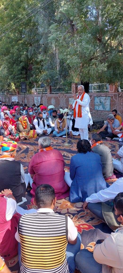 singhranjeetbjp's tweet photo. ये तो सिर्फ झांकी है
रण अभी बाकी है
#BJPPALI
@BJP4Rajasthan
@DrSatishPoonia
@ppchaudharybjp https://t.co/UjZencgQk1