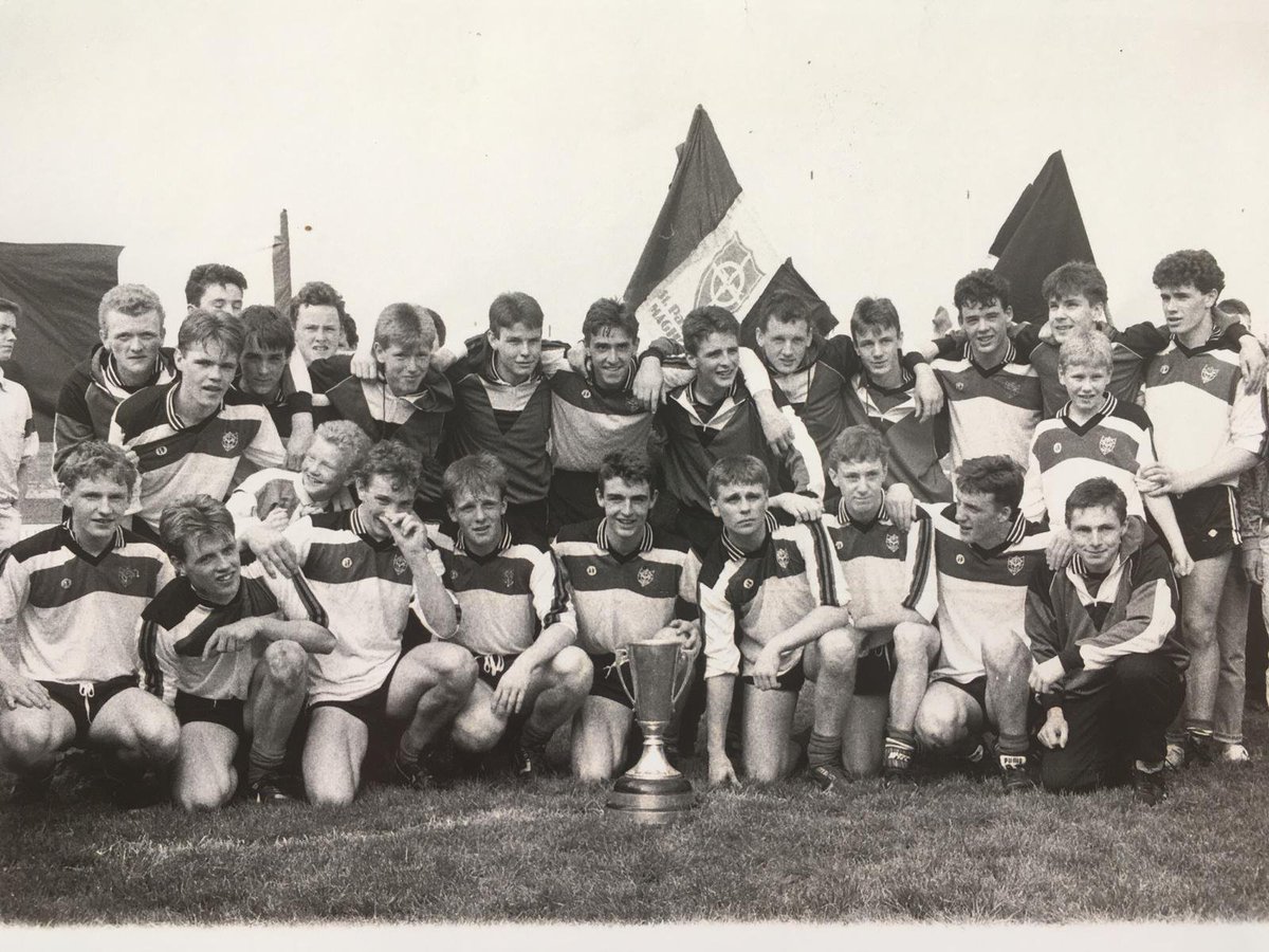 Gaelic_Life's tweet photo. #FlashbackFriday The @StPatsMaghera Hogan Cup winning team of 1990 #GAA https://t.co/RPyVRkUfGi