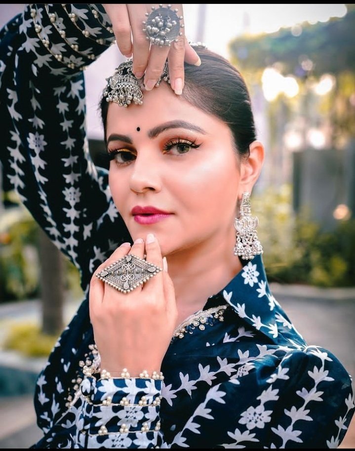 RDSFP's tweet photo. #RubinaDilaik ✨♥️😘 https://t.co/QwTY8BdFXu