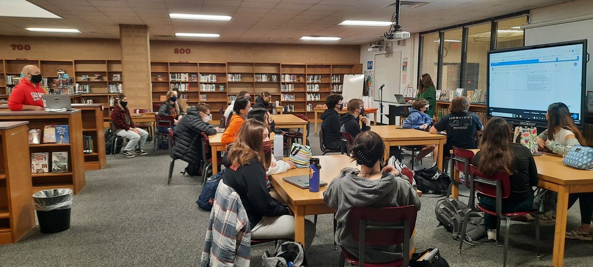 rvabmdavis's tweet photo. Herr Ungerlider's German Poetry slam today @godwin_library @Godwin_students @hcpslib @suzannestockman https://t.co/WdXPj0D17x