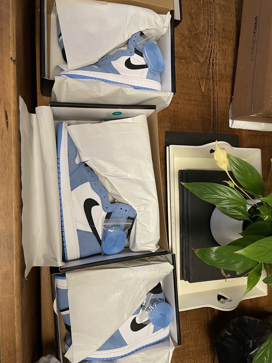 TimBart60187077's tweet photo. @clipaio 3x Uni blues from pro direct. 12 month old J1 has to be considered a cook, right? https://t.co/sSFATHTyHZ