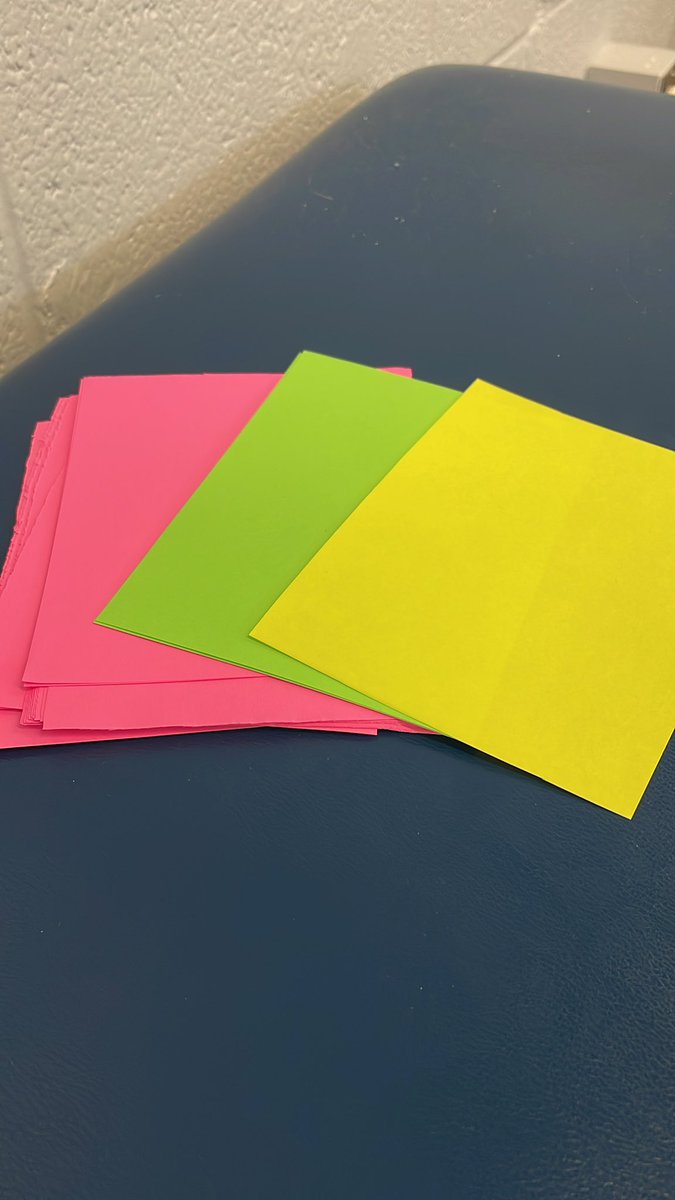 DrHustonAT's tweet photo. Why do I have colored sheets of paper? To teach concentration gradients/active/passive transport to a college A and P class. Students up and moving and one looked at me and said “thanks, that was fun” learning shouldn’t be boring or just lecture! #flippedclassrom https://t.co/RXuDZ5bNrj