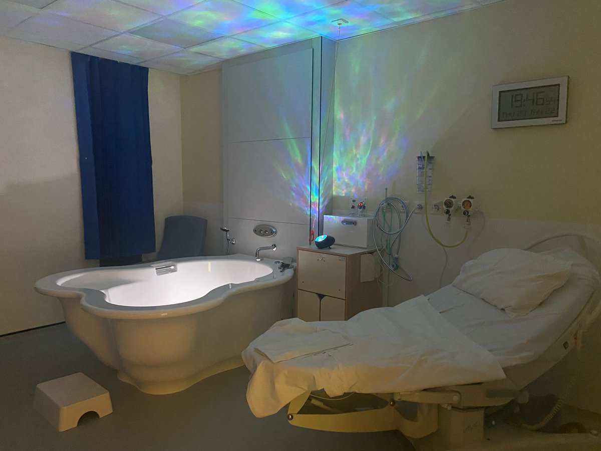 QEHMaternity's tweet photo. We are proud to show you our recently renovated Room A on Delivery Suite. 

Our service users are now able to benefit from a spacious modernised room, creating a calm and relaxing birthing environment with the use of a pool. 
#deliverysuite #birthingpool #waterbirth https://t.co/I5bt2PcuOw